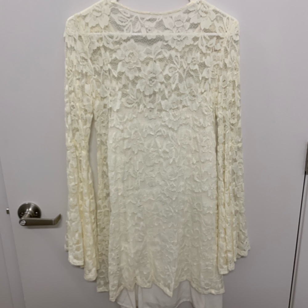 Cream Bell Sleeve Lace Dress